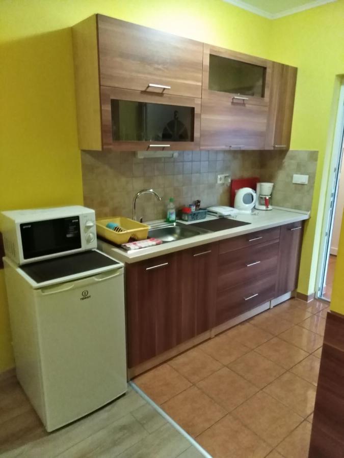 Boglarka Vendeghaz Apartment Mosonmagyaróvár Екстериор снимка