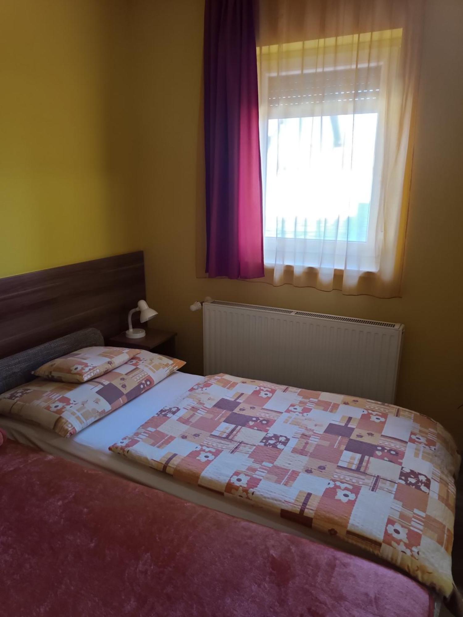 Boglarka Vendeghaz Apartment Mosonmagyaróvár Екстериор снимка